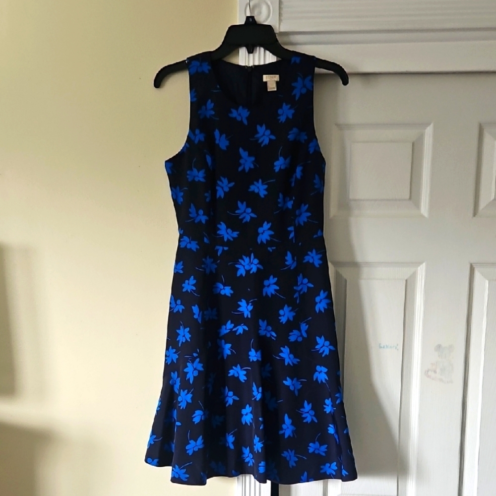Elegant Blue Floral Dress